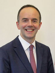 James_Murray_Official_Portrait_2024_(cropped).jpg