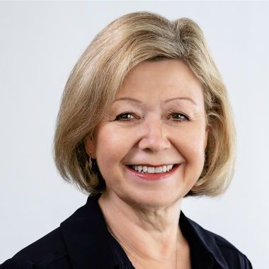 Julie Bass
